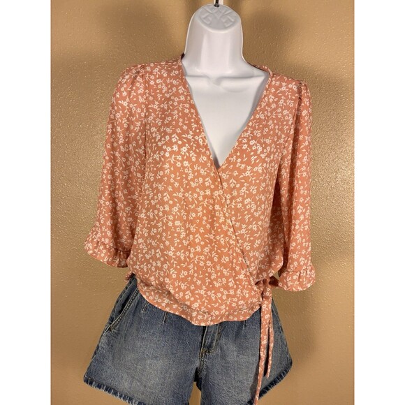 Women’s Free People Frayed Sweater Universal Threads Shorts Peach Floral Print - Picture 5 of 10